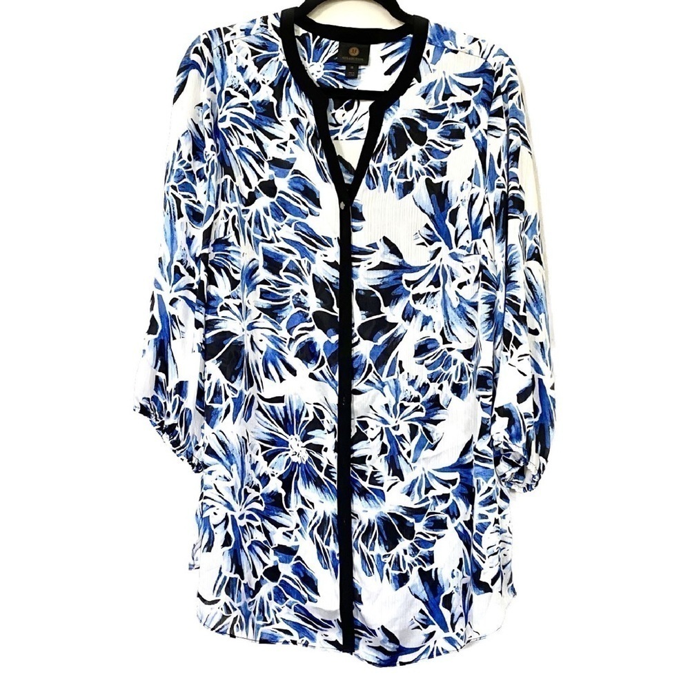 JM Collections Blue and White Elegant Floral Blouse 1X